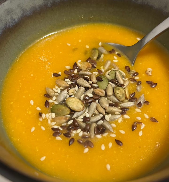 SUPĂ CREMĂ DE DOVLEAC CU PORTOCALĂ