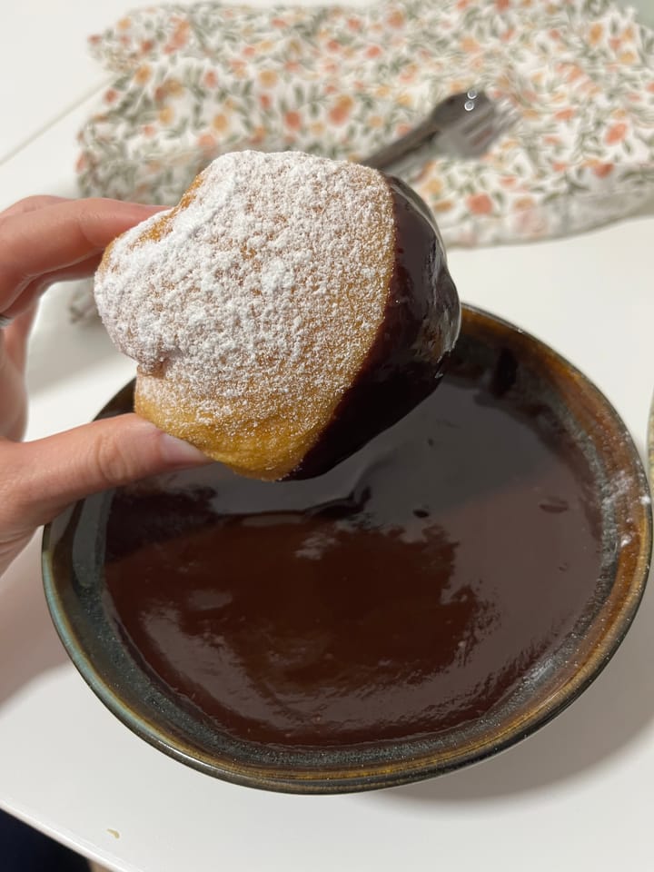 GOGOŞI CU CREMĂ DE CIOCOLATĂ ŞI WHISKY