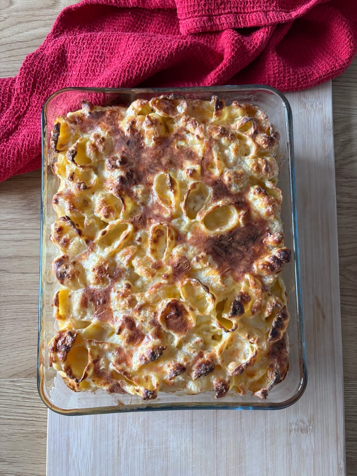 BRÂNZĂ CU MACAROANE